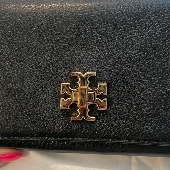 Tory Burch - Picture 2 of 5